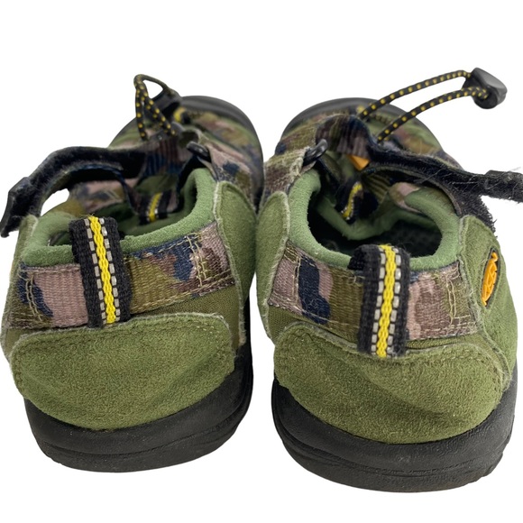 Keen Newport Camo Sandal Hiking Green Youth Size 2 - Picture 3 of 7